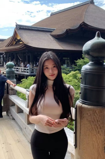 CD76BA42A12EC06B3C922E248773FCA7